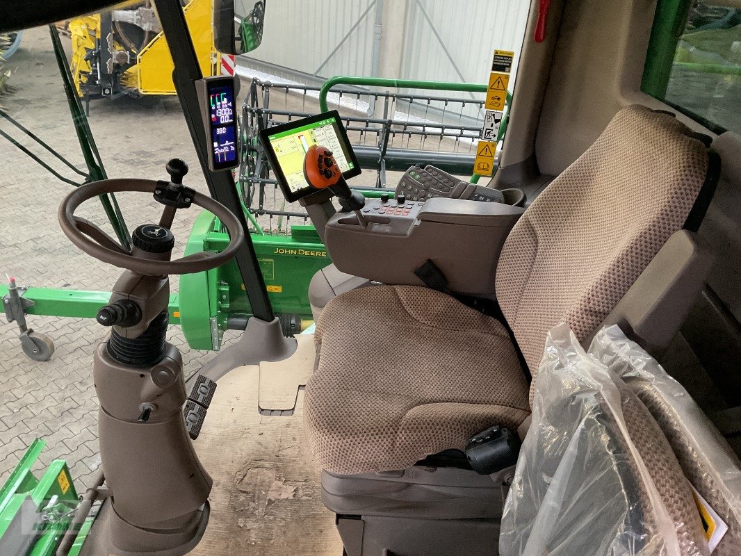 Mähdrescher от тип John Deere T550, Gebrauchtmaschine в Spelle (Снимка 22)