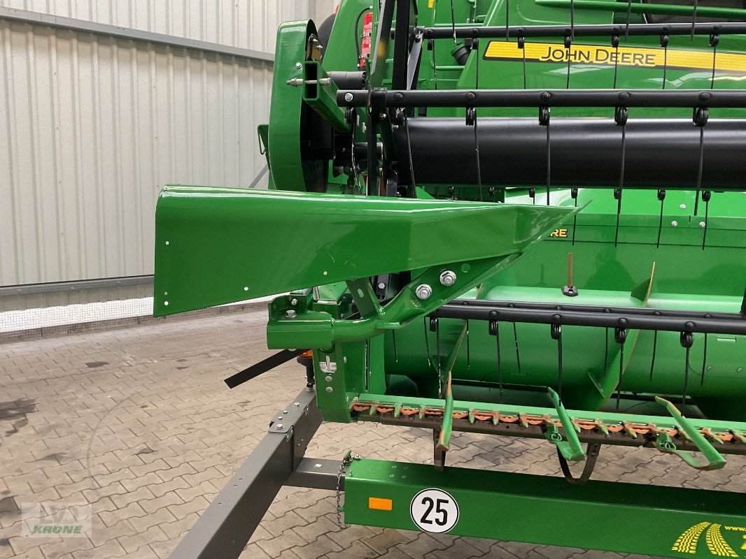 Mähdrescher от тип John Deere T550, Gebrauchtmaschine в Spelle (Снимка 31)