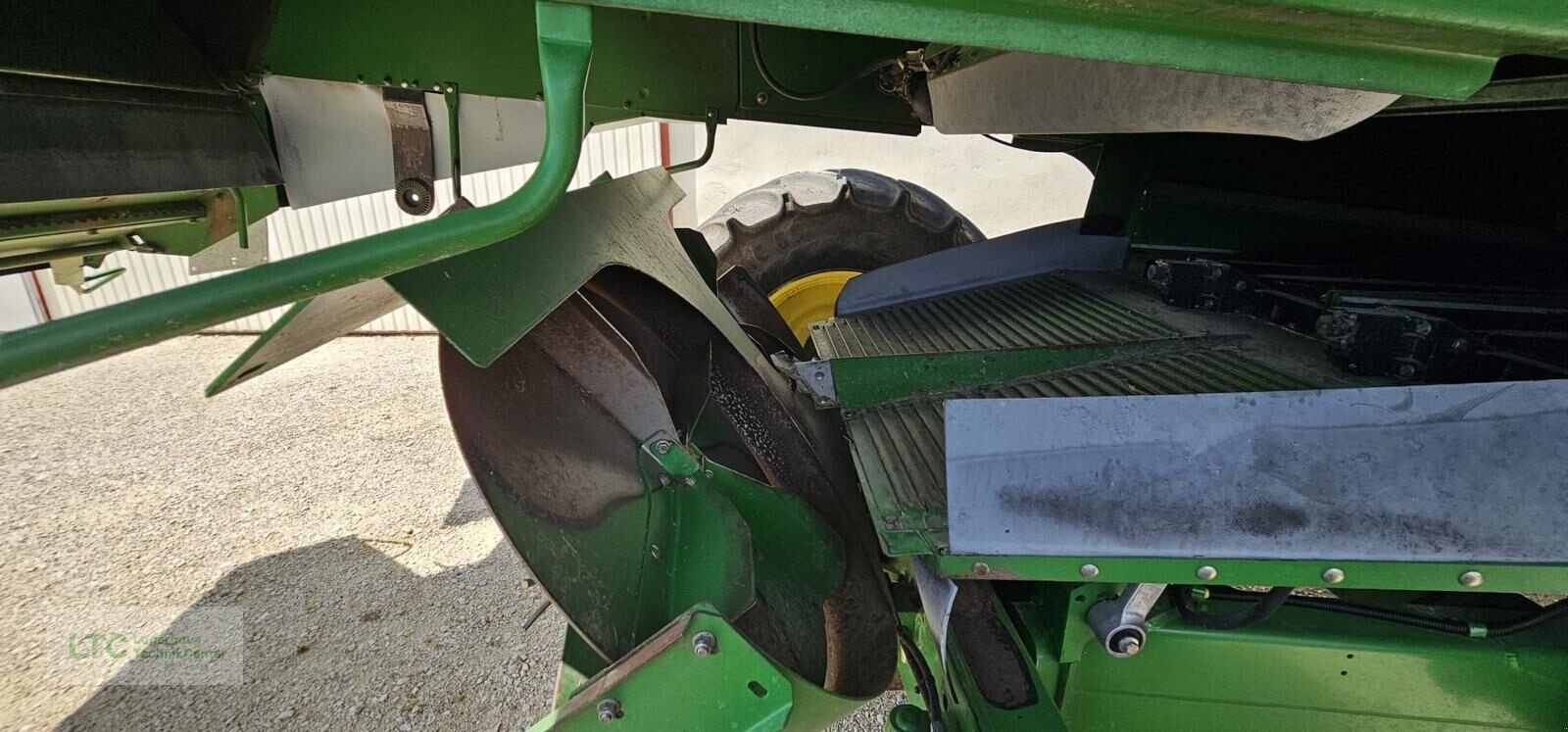 Mähdrescher typu John Deere T550, Gebrauchtmaschine v Korneuburg (Obrázek 8)