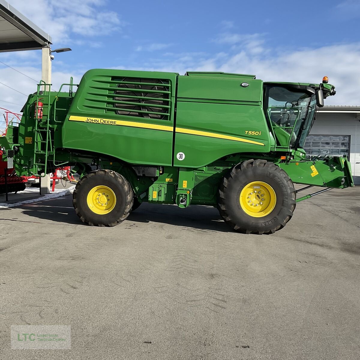 Mähdrescher типа John Deere T550, Vorführmaschine в Korneuburg (Фотография 3)