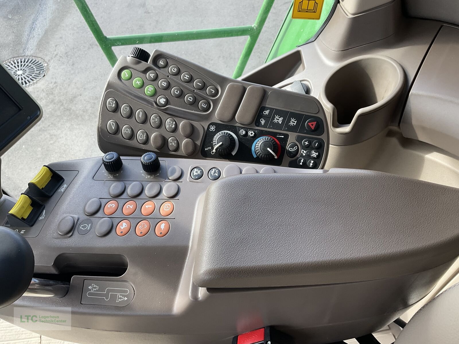 Mähdrescher типа John Deere T550, Vorführmaschine в Korneuburg (Фотография 9)