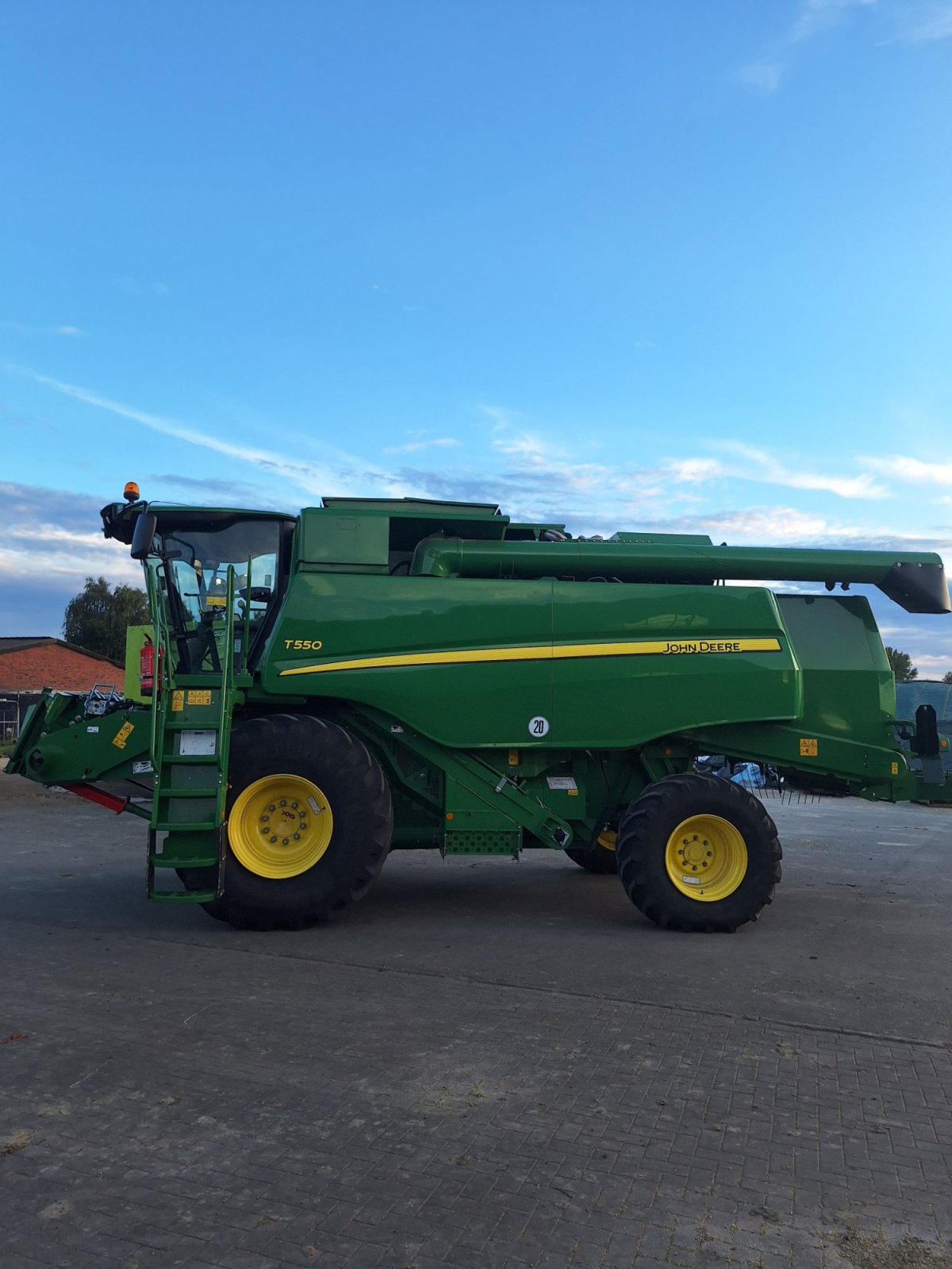 Mähdrescher типа John Deere T550, Gebrauchtmaschine в Südlohn (Фотография 3)