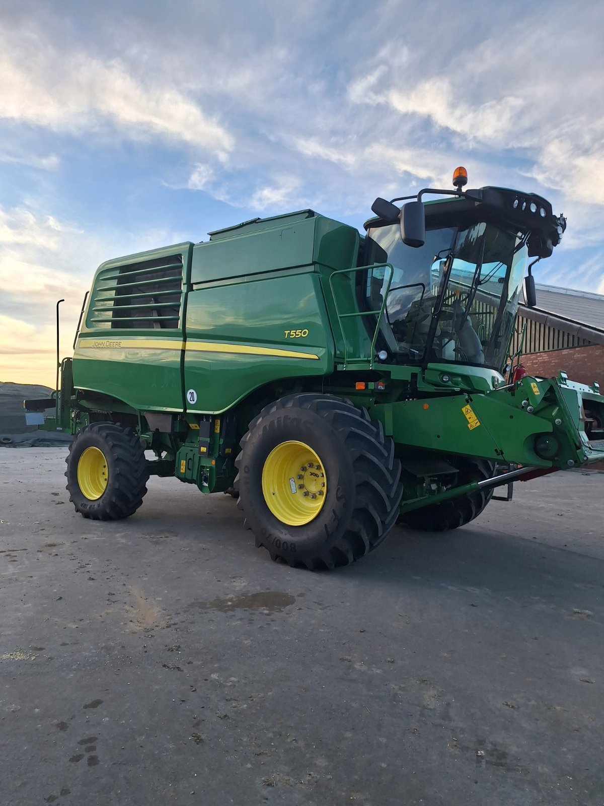 Mähdrescher от тип John Deere T550, Gebrauchtmaschine в Südlohn (Снимка 4)