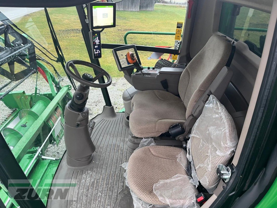 Mähdrescher des Typs John Deere T550i HILLMASTER mit SW 618 und SSW Zürn, Gebrauchtmaschine in Kanzach (Bild 11)