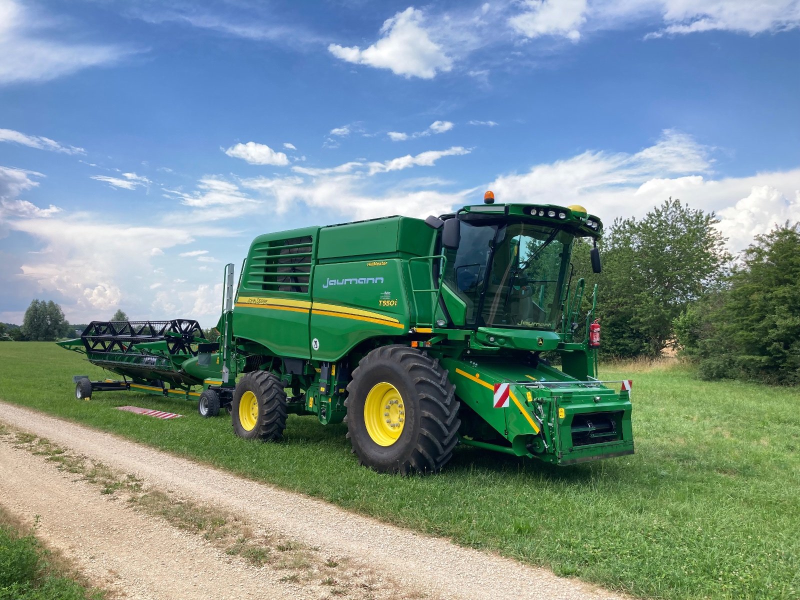 Mähdrescher a típus John Deere T550i HM, Gebrauchtmaschine ekkor: Ellwangen (Kép 3)