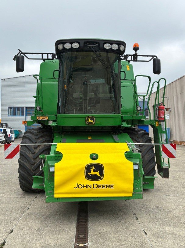 Mähdrescher des Typs John Deere T560 Hill Master, Gebrauchtmaschine in Regensdorf (Bild 1)