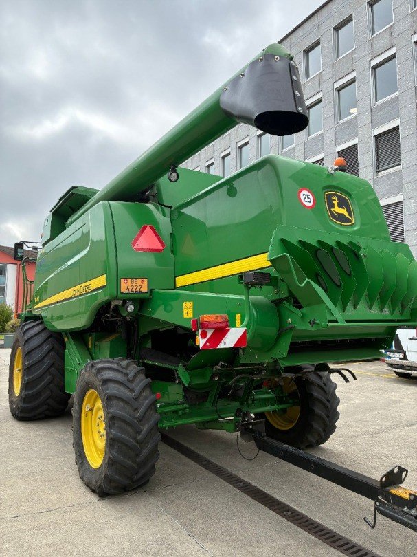 Mähdrescher des Typs John Deere T560 Hill Master, Gebrauchtmaschine in Regensdorf (Bild 3)