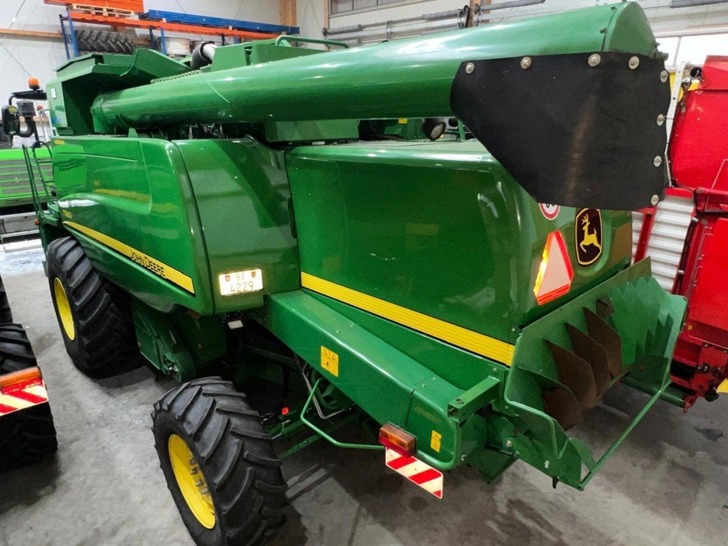 Mähdrescher typu John Deere T560 Hill Master, Gebrauchtmaschine v Regensdorf (Obrázek 4)