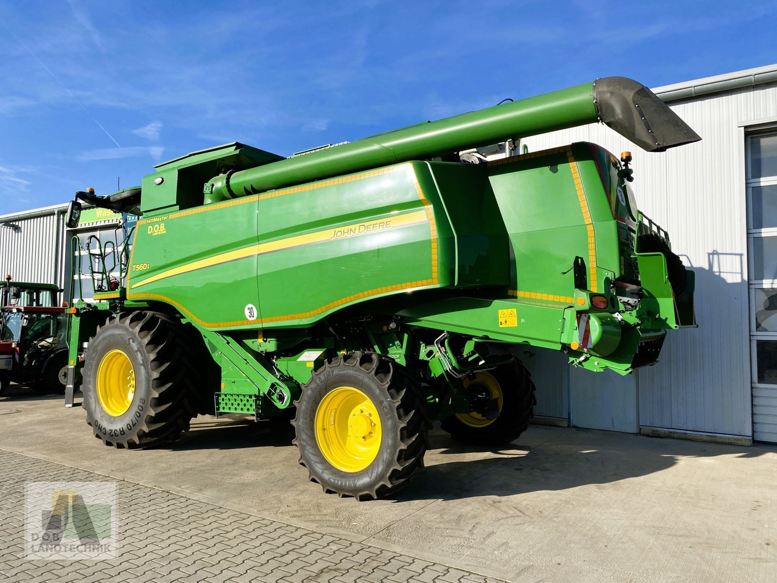 Mähdrescher des Typs John Deere T560 Hillmaster, Gebrauchtmaschine in Lauterhofen (Bild 3)