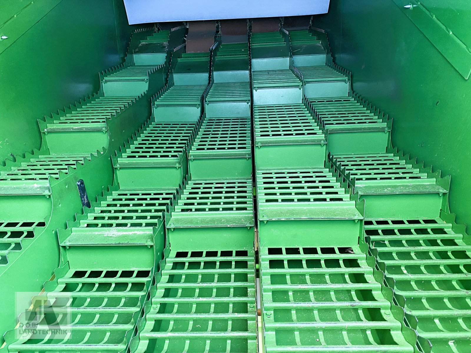 Mähdrescher des Typs John Deere T560 Hillmaster, Gebrauchtmaschine in Lauterhofen (Bild 15)