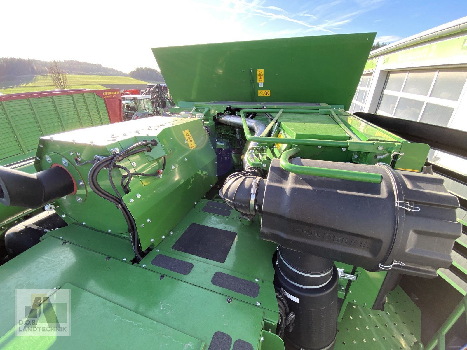 Mähdrescher des Typs John Deere T560 Hillmaster, Gebrauchtmaschine in Lauterhofen (Bild 17)