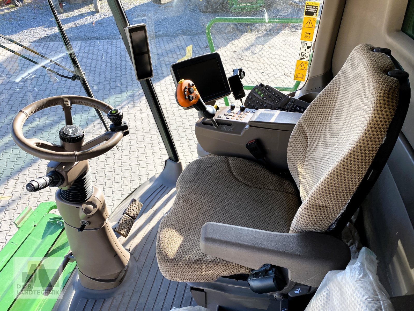 Mähdrescher des Typs John Deere T560 Hillmaster, Gebrauchtmaschine in Lauterhofen (Bild 26)