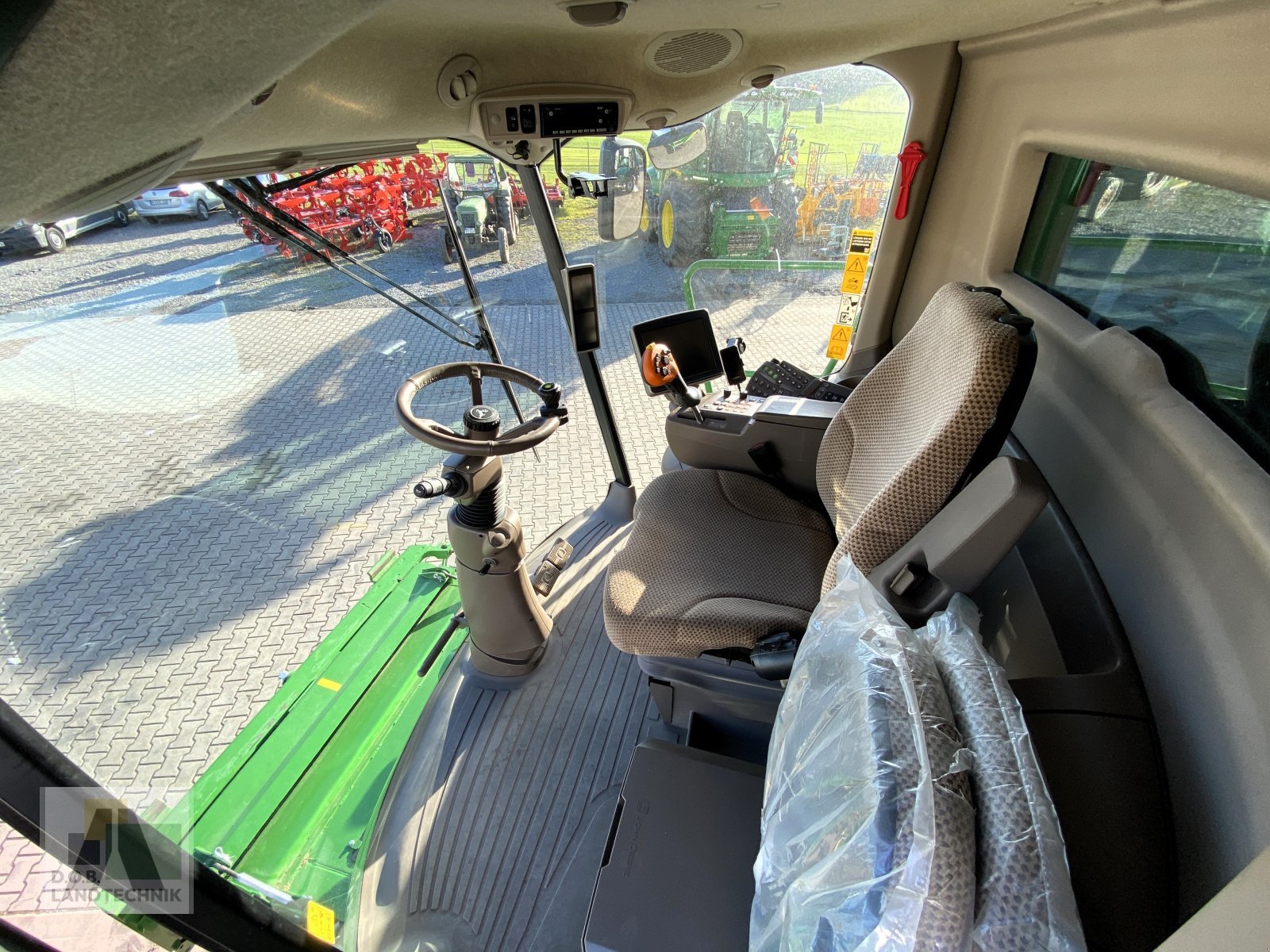 Mähdrescher des Typs John Deere T560 Hillmaster, Gebrauchtmaschine in Lauterhofen (Bild 27)