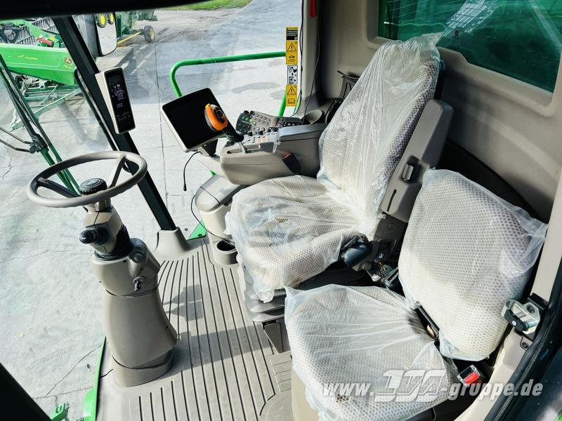 Mähdrescher des Typs John Deere T560 Hillmaster, Gebrauchtmaschine in Sülzetal OT Altenweddingen (Bild 11)