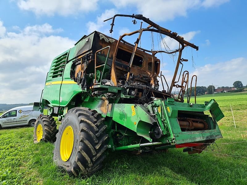 Mähdrescher des Typs John Deere T560 HM Einzelteile, Gebrauchtmaschine in Fürstenstein (Bild 8)