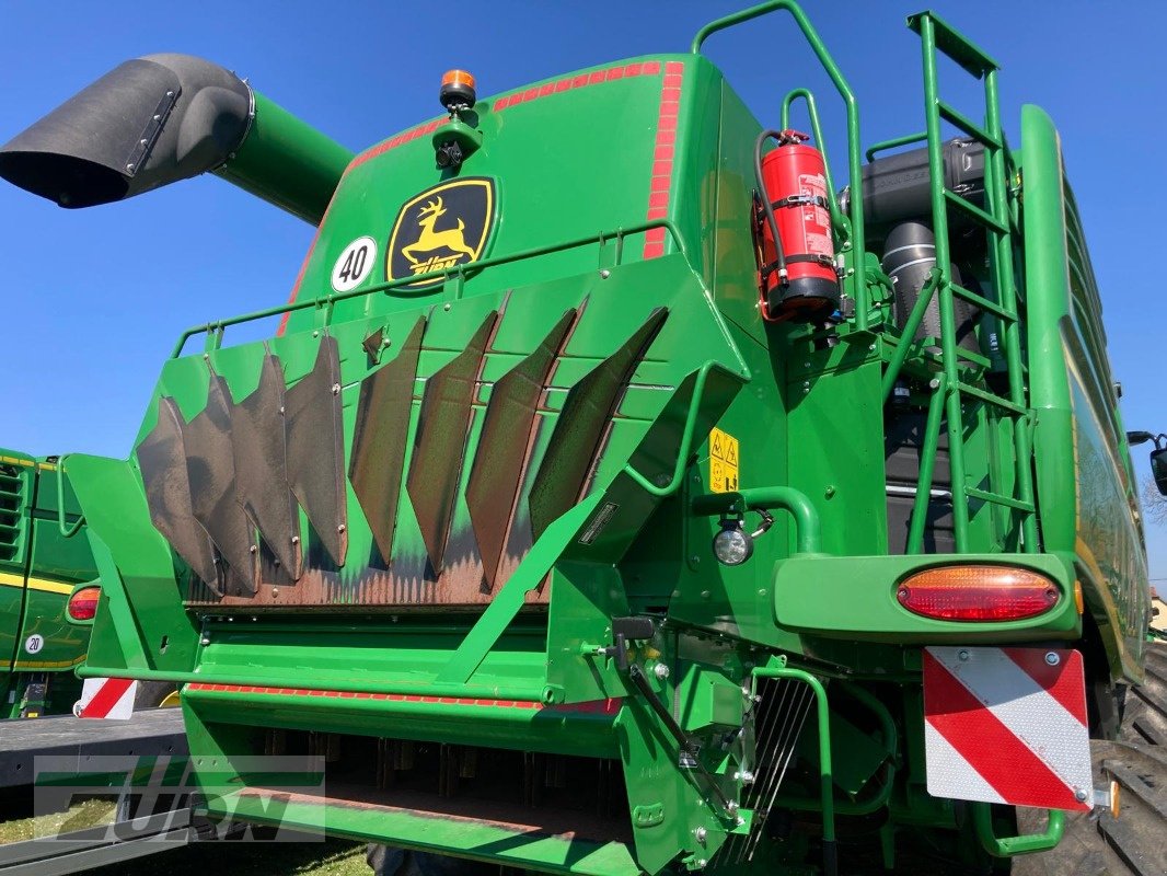 Mähdrescher typu John Deere T560 HM, Gebrauchtmaschine v Inneringen (Obrázek 11)