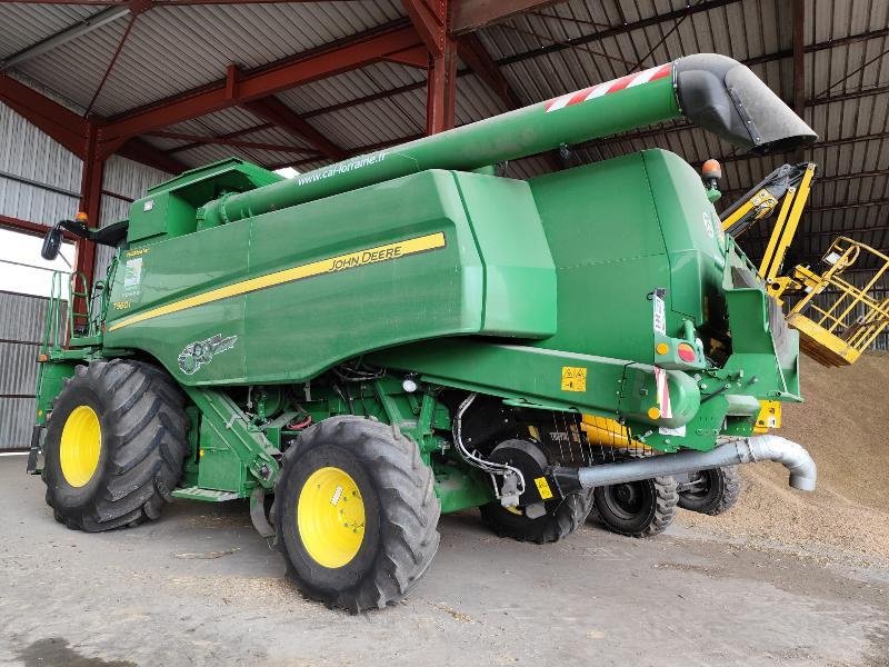 Mähdrescher of the type John Deere T560 HM, Gebrauchtmaschine in VERDUN (Picture 1)