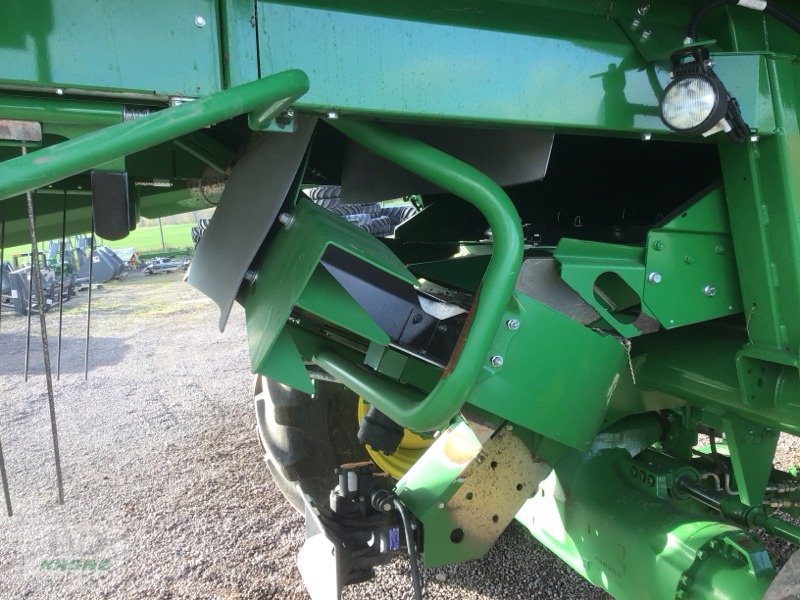 Mähdrescher van het type John Deere T560 HM, Gebrauchtmaschine in Zorbau (Foto 8)