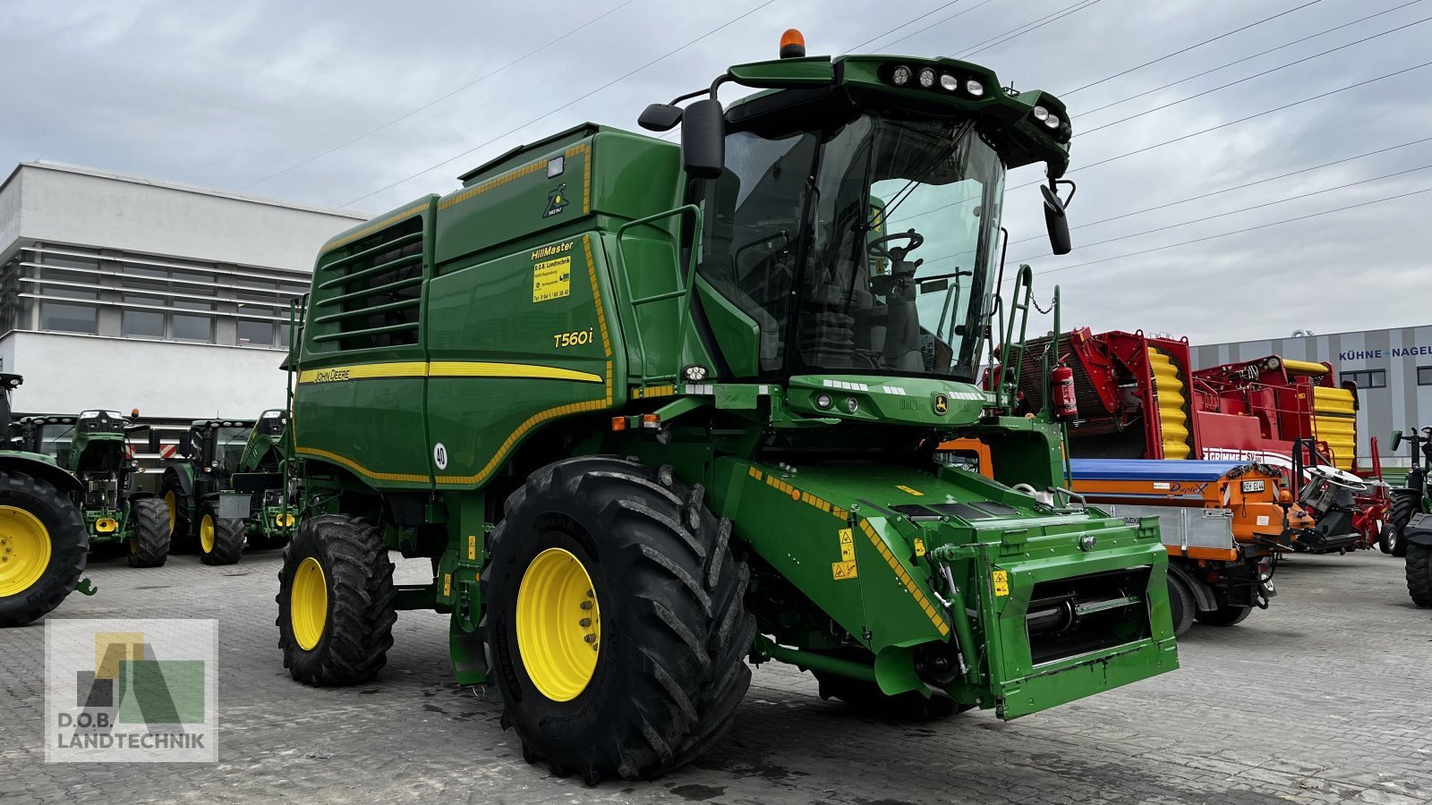 Mähdrescher of the type John Deere T560 I HM, Gebrauchtmaschine in Langweid am Lech (Picture 8)