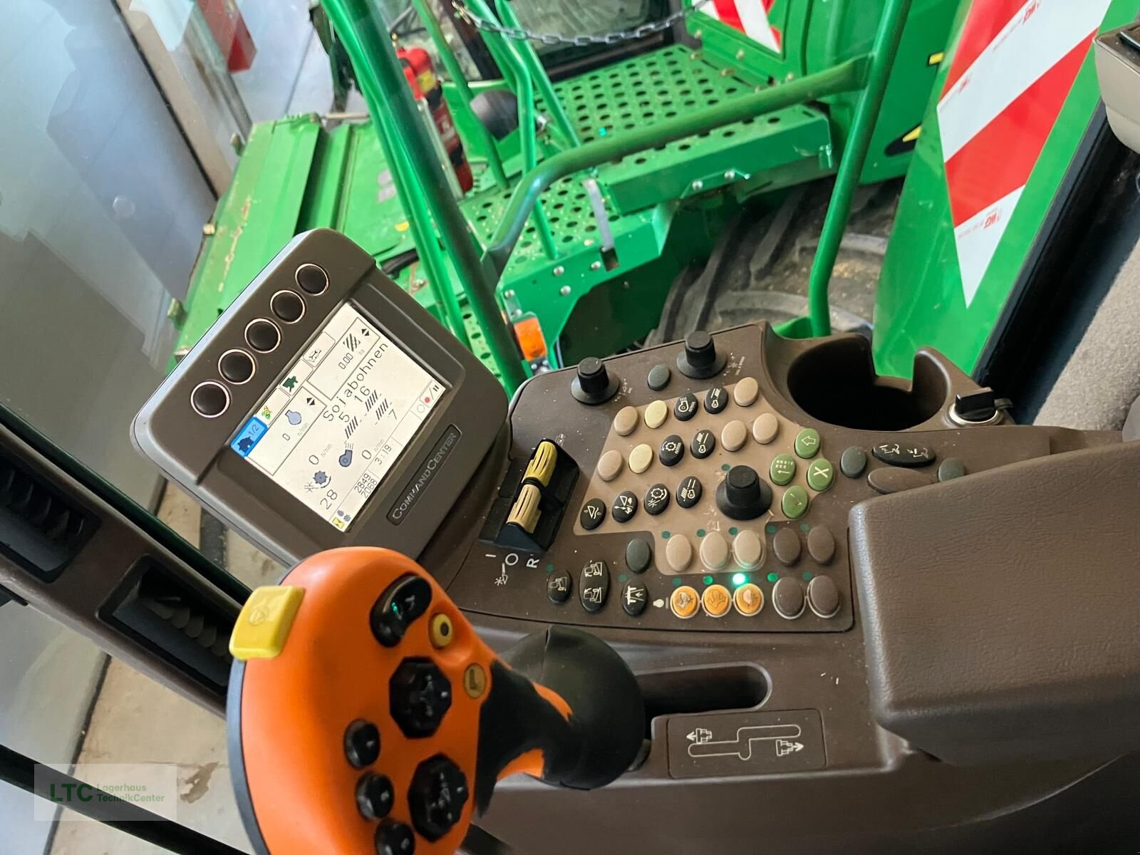 Mähdrescher of the type John Deere T560HM, Gebrauchtmaschine in Redlham (Picture 7)