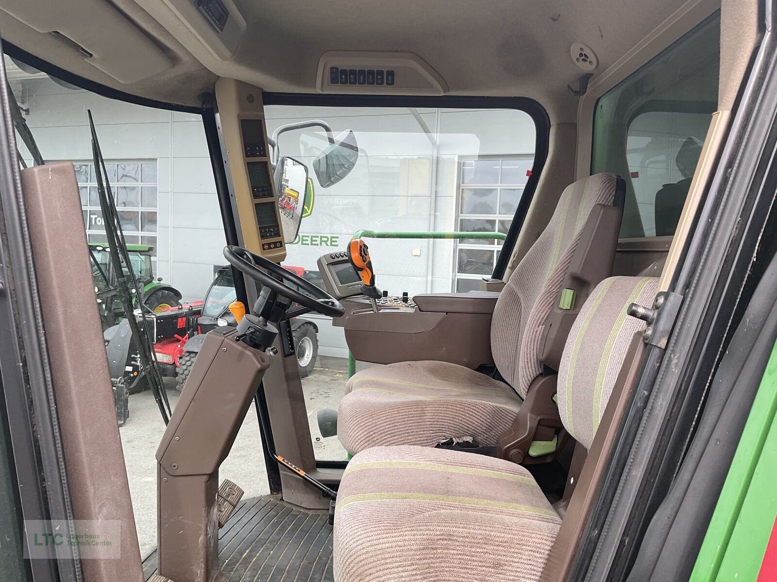 Mähdrescher типа John Deere T560HM, Gebrauchtmaschine в Redlham (Фотография 3)