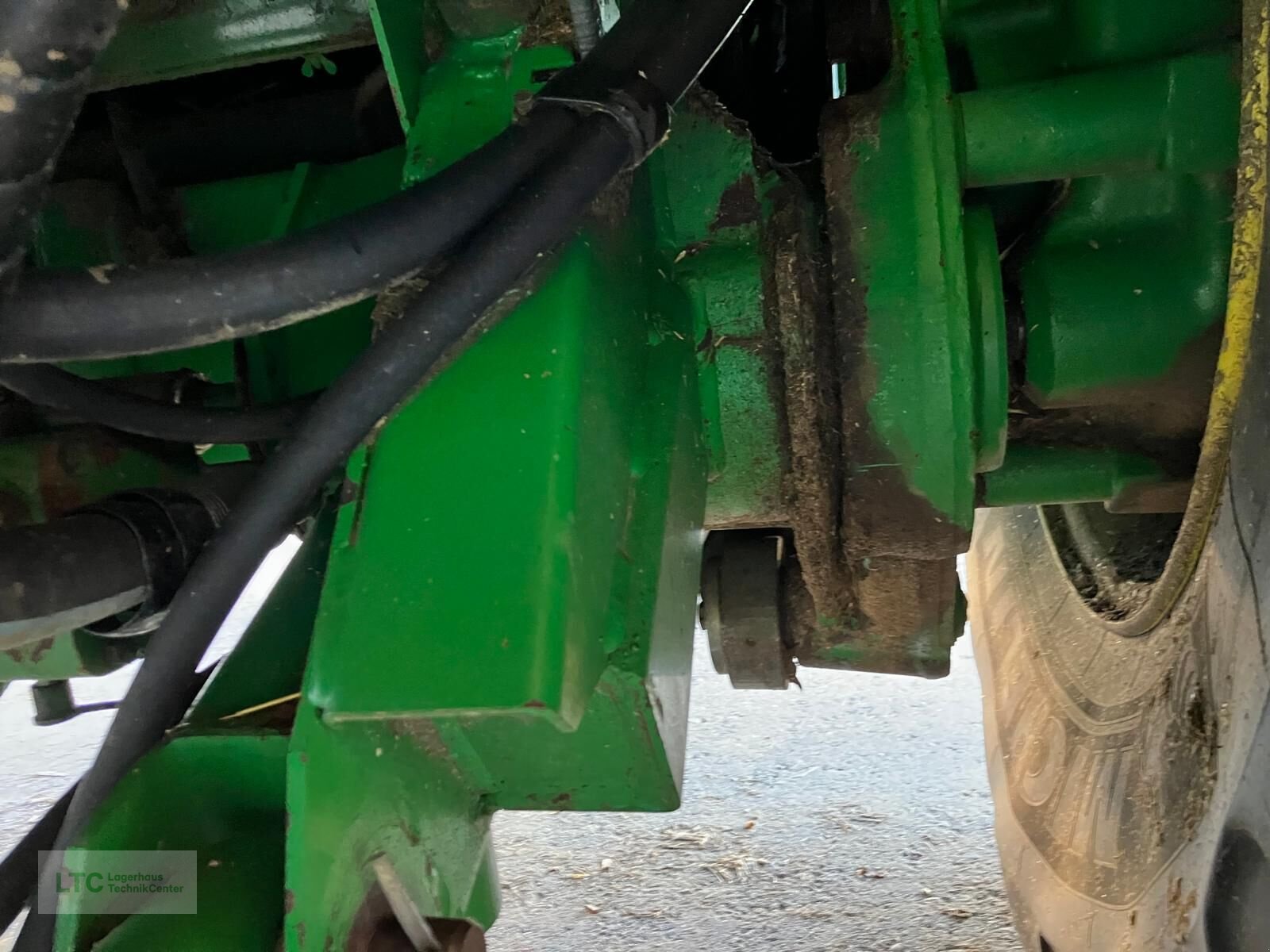 Mähdrescher of the type John Deere T560HM, Gebrauchtmaschine in Redlham (Picture 12)