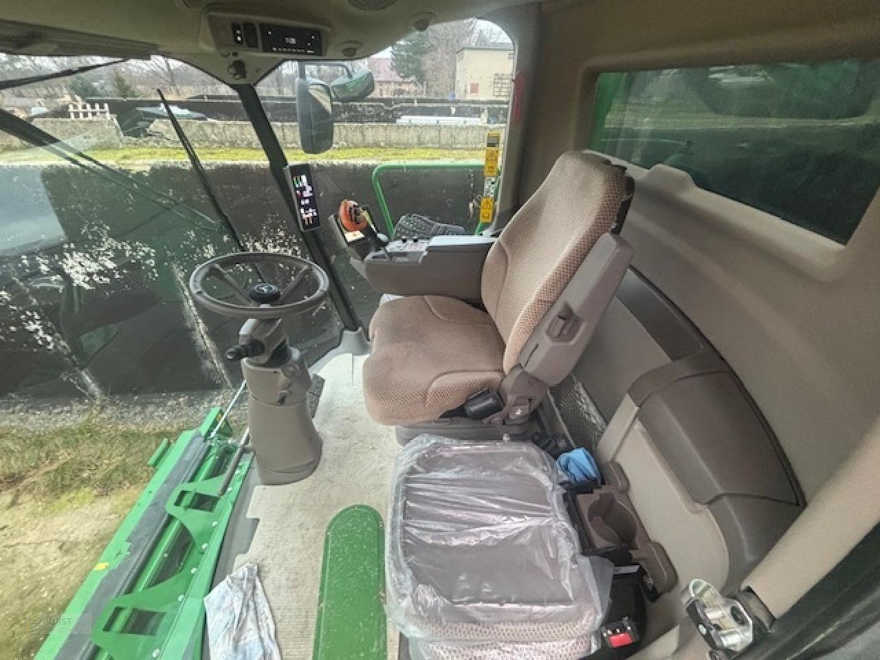 Mähdrescher des Typs John Deere T560I 725X ZÜRN SWW560, Neumaschine in Jahnatal (Bild 4)