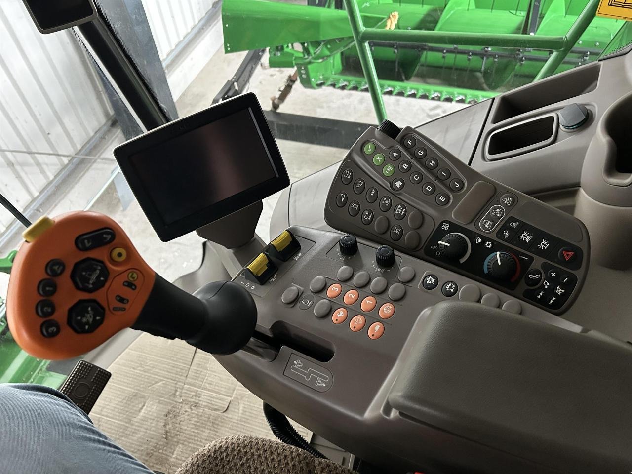 Mähdrescher of the type John Deere T560i HM Bj. 2023, Gebrauchtmaschine in Zweibrücken (Picture 9)