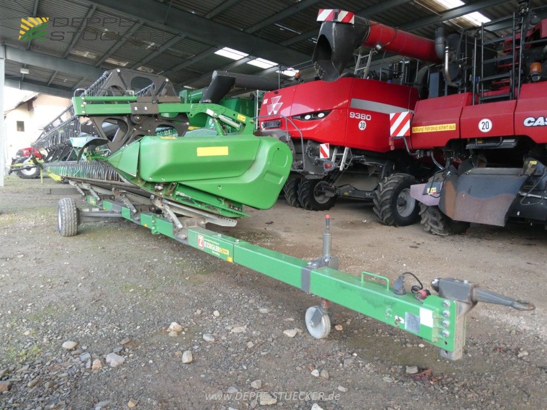 Mähdrescher of the type John Deere T560i HM mit 625X, Gebrauchtmaschine in Lauterberg/Barbis (Picture 19)