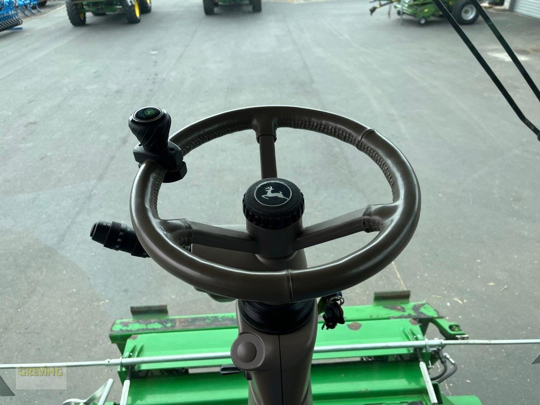 Mähdrescher typu John Deere T560i HM ProDrive 40Km/h inkl. John Deere 625X, Gebrauchtmaschine v Euskirchen (Obrázek 15)