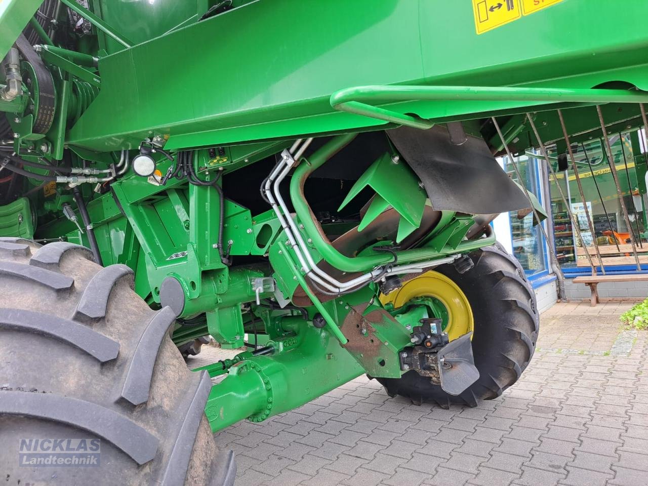 Mähdrescher des Typs John Deere T560i HM, Gebrauchtmaschine in Schirradorf (Bild 7)