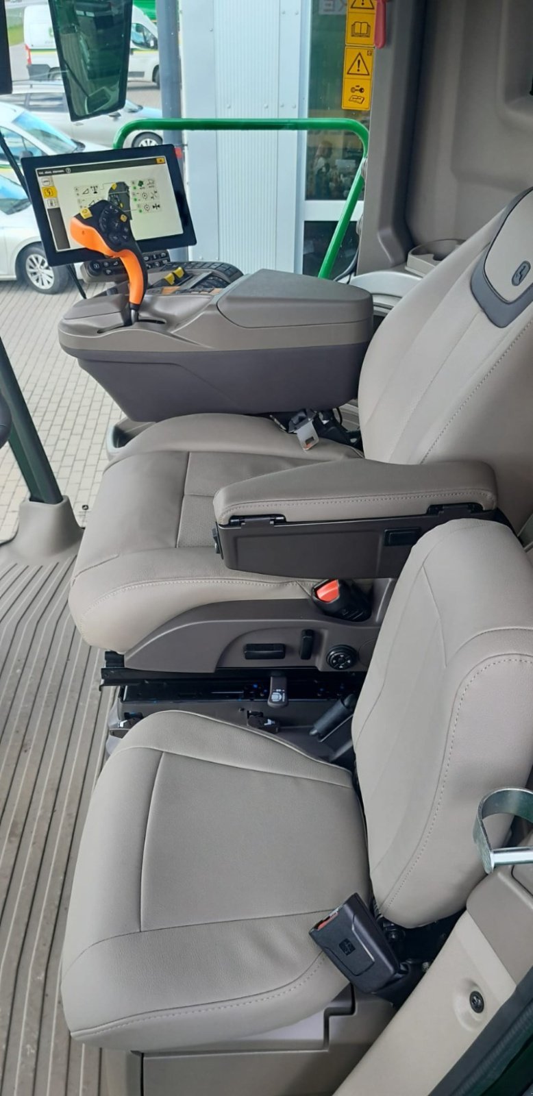 Mähdrescher des Typs John Deere T6 800, Neumaschine in Mrągowo (Bild 15)