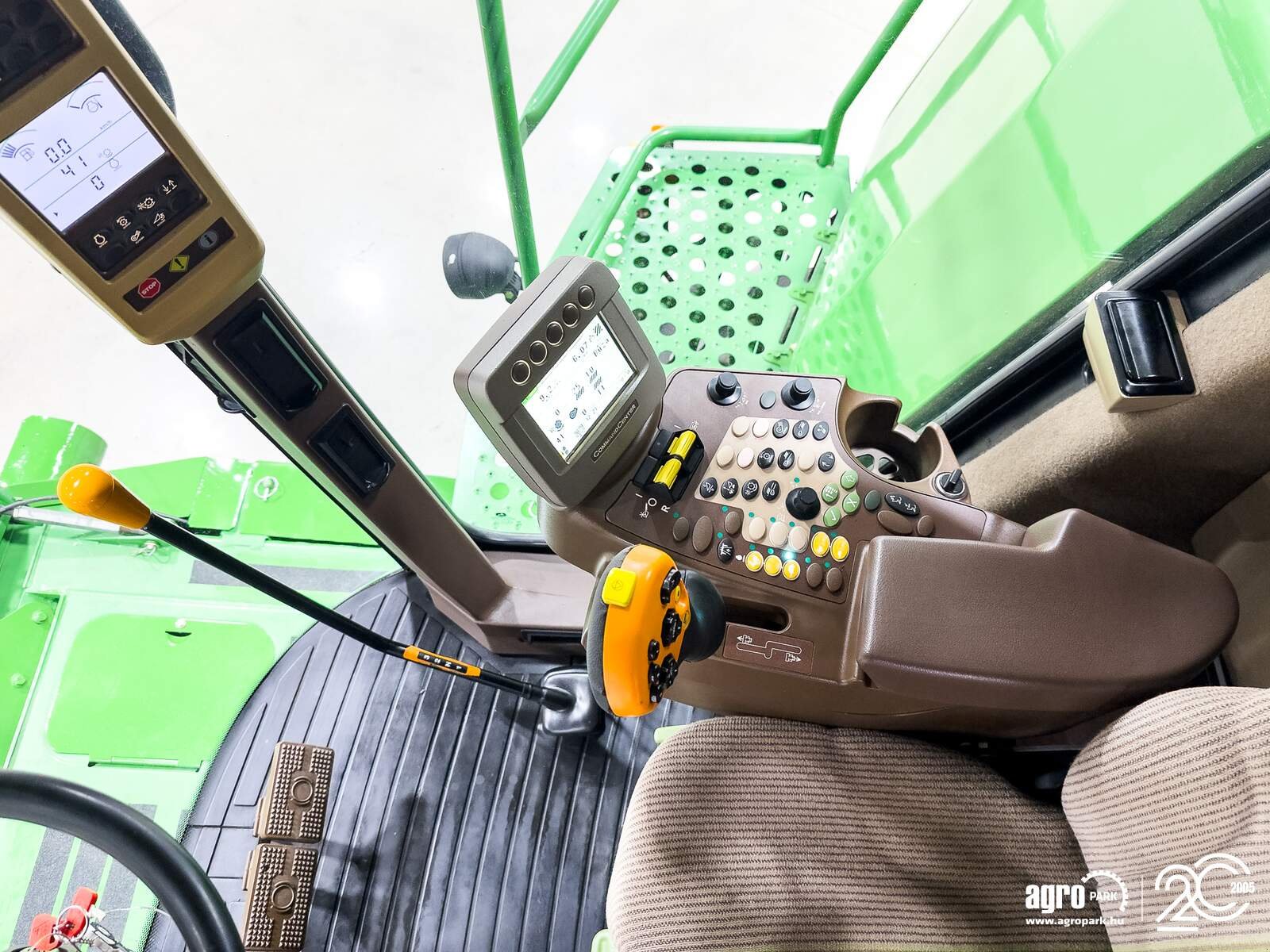 Mähdrescher typu John Deere T660 4WD 6 walkers, 622R, yield and moisture measurement, drum speed reducer, Gebrauchtmaschine v Csengele (Obrázek 14)