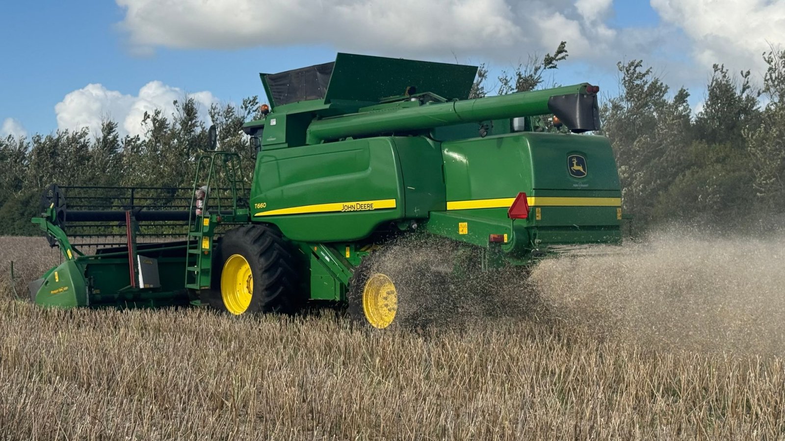Mähdrescher от тип John Deere T660 4wd & Powerflow skærbord, autotrac ready, Gebrauchtmaschine в Tønder (Снимка 11)
