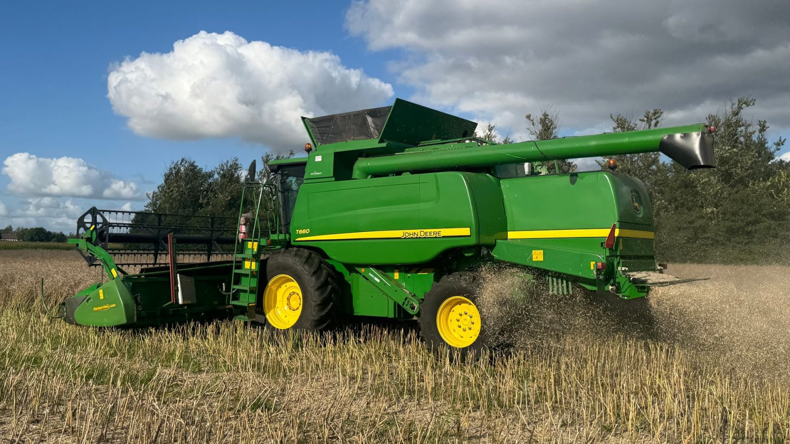 Mähdrescher от тип John Deere T660 4wd & Powerflow skærbord, autotrac ready, Gebrauchtmaschine в Tønder (Снимка 9)