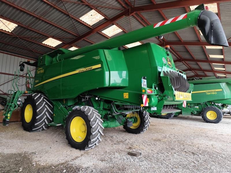Mähdrescher of the type John Deere T660 HM, Gebrauchtmaschine in VERDUN (Picture 3)