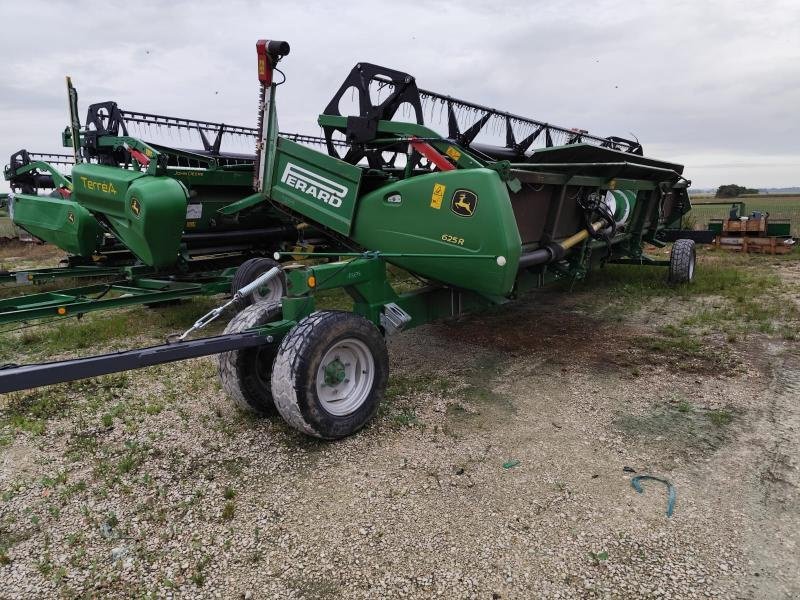 Mähdrescher Türe ait John Deere T660 HM, Gebrauchtmaschine içinde CHAUMESNIL (resim 4)