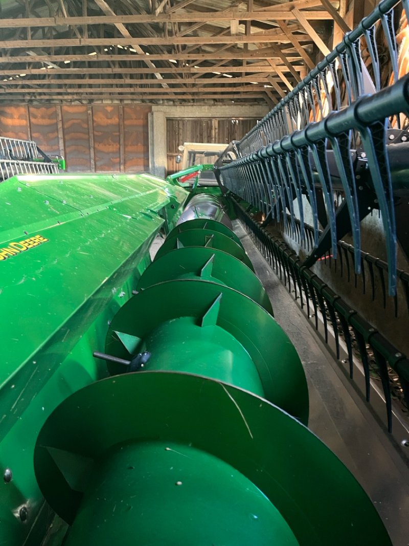 Mähdrescher of the type John Deere T660 HM, Gebrauchtmaschine in Ebersbach (Picture 6)