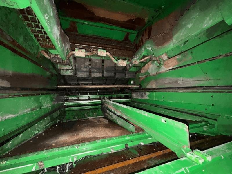Mähdrescher des Typs John Deere T660, Gebrauchtmaschine in Wargnies Le Grand (Bild 11)