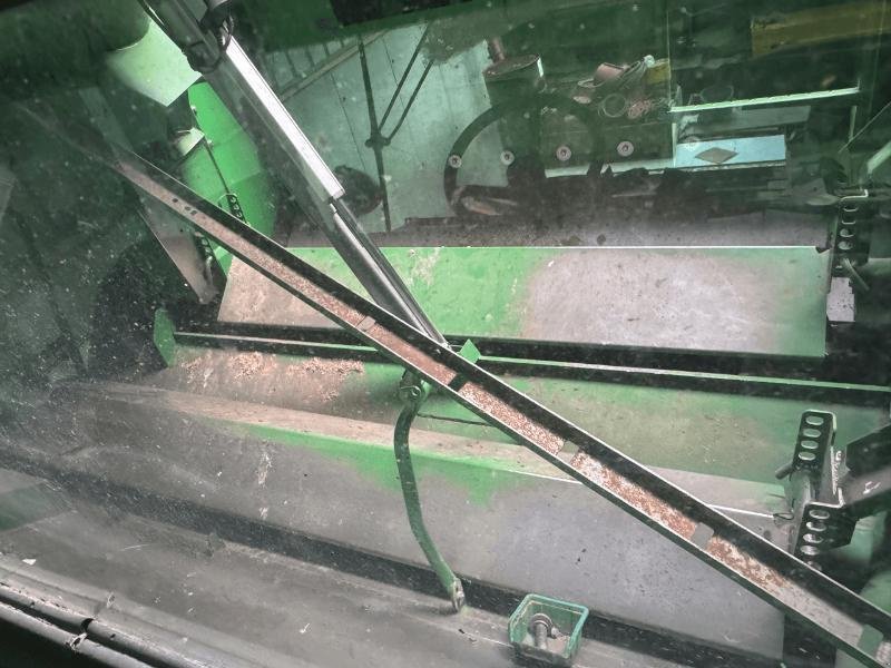 Mähdrescher des Typs John Deere T660, Gebrauchtmaschine in Wargnies Le Grand (Bild 10)