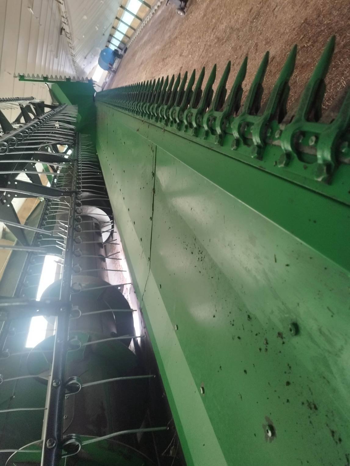 Mähdrescher от тип John Deere T660, Gebrauchtmaschine в Le Horps (Снимка 8)