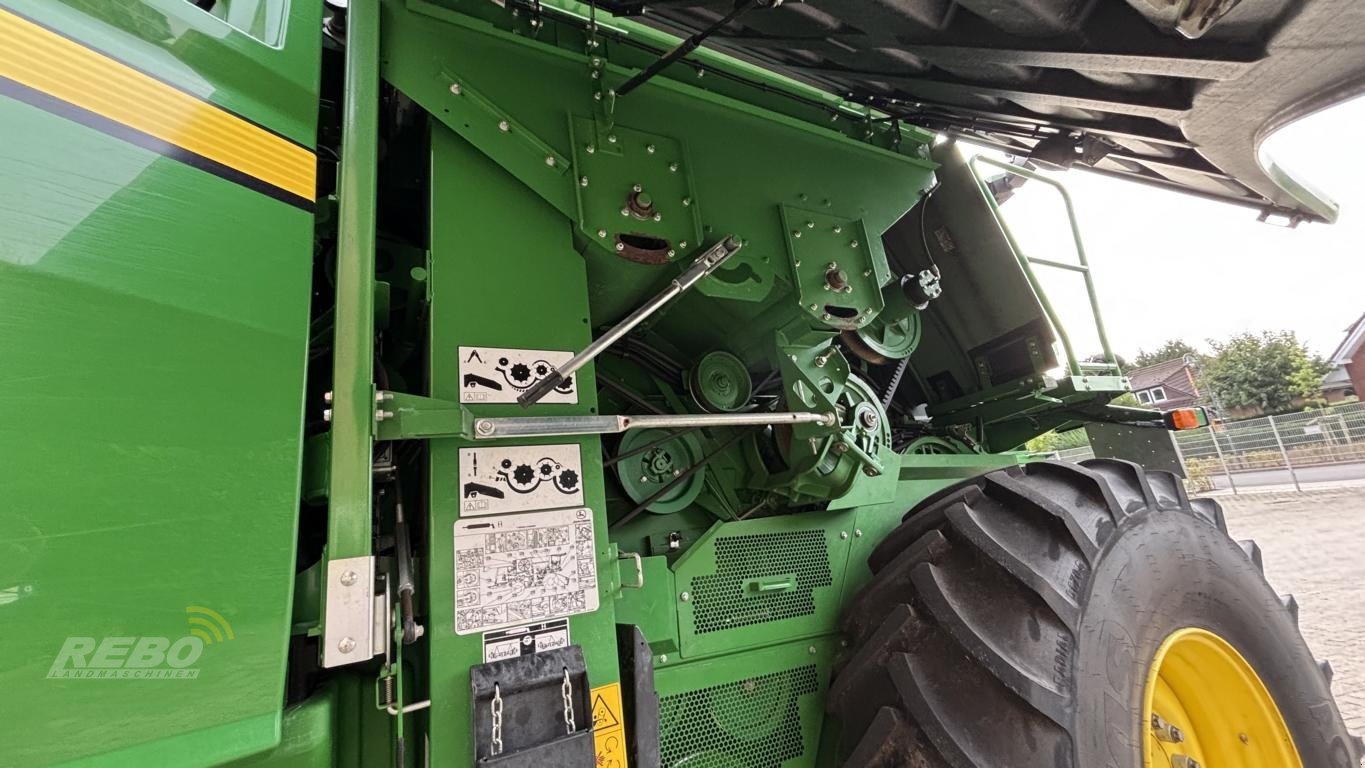 Mähdrescher typu John Deere T660, Gebrauchtmaschine v Visbek/Rechterfeld (Obrázek 31)