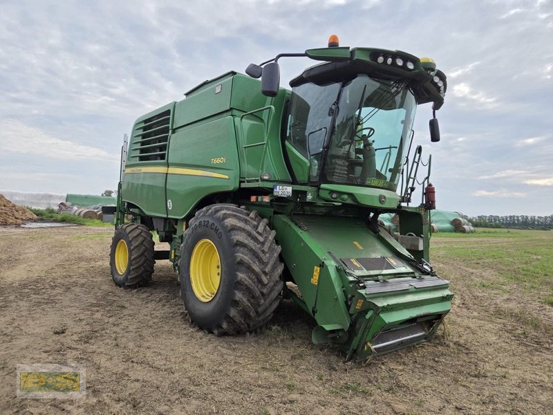 Mähdrescher типа John Deere T660, Gebrauchtmaschine в Grabow (Фотография 1)
