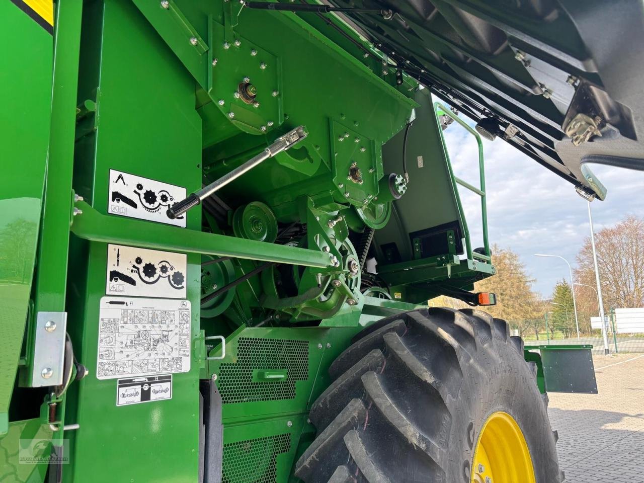 Mähdrescher of the type John Deere T660i, Neumaschine in Plauen (Picture 9)