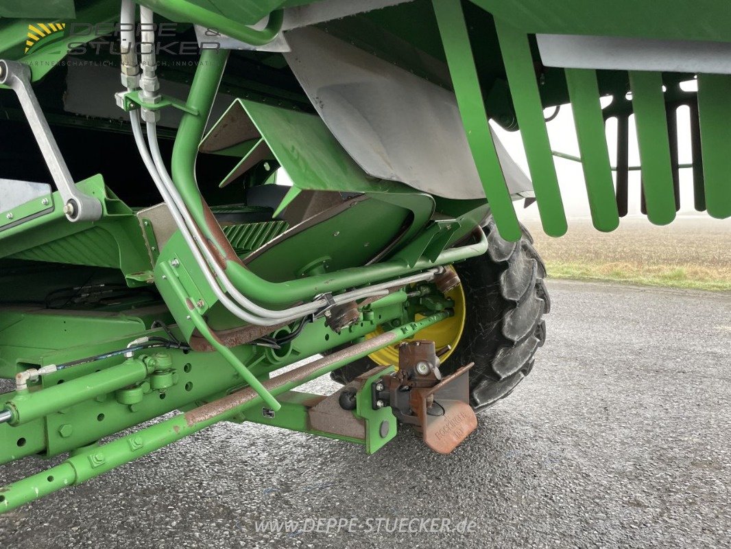 Mähdrescher del tipo John Deere T670 mit 622R, Gebrauchtmaschine In Beckum (Immagine 14)