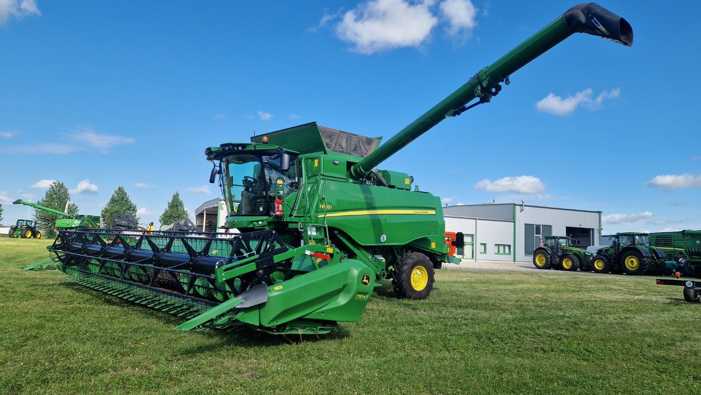 Mähdrescher typu John Deere T670 mit 730X, Gebrauchtmaschine v Barnstädt (Obrázek 3)