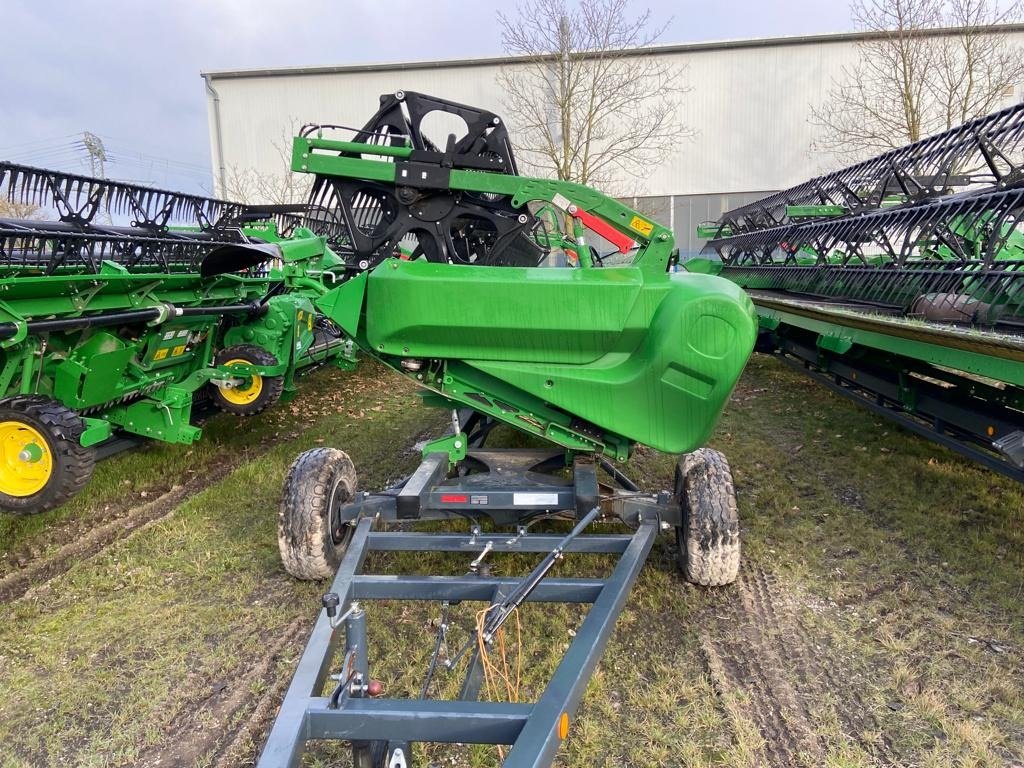 Mähdrescher типа John Deere T670 MY20, Gebrauchtmaschine в Neubrandenburg (Фотография 20)