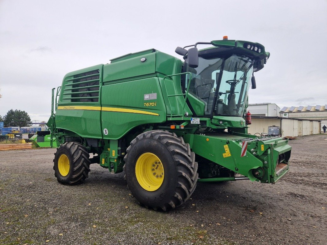 Mähdrescher typu John Deere T670 MY23 ProD 30, Gebrauchtmaschine v Neubrandenburg (Obrázok 7)