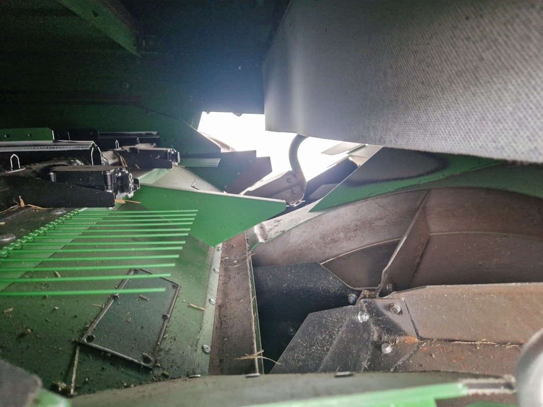 Mähdrescher typu John Deere T670 MY23 ProD 30, Gebrauchtmaschine v Neubrandenburg (Obrázok 16)