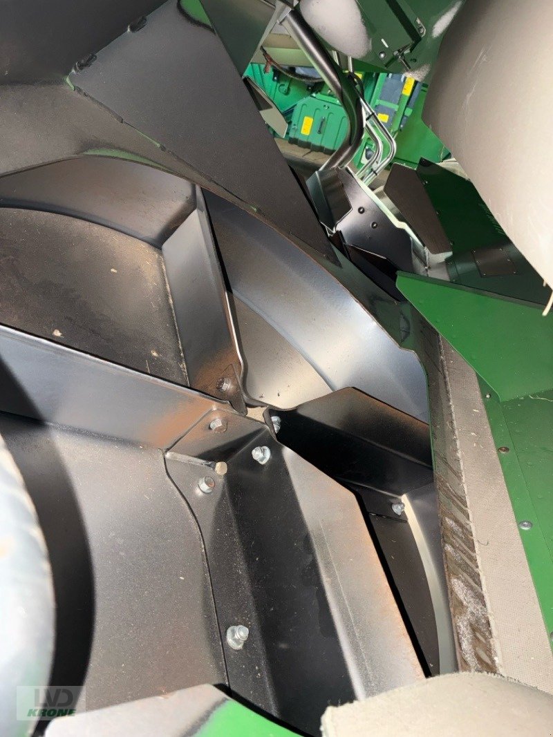 Mähdrescher du type John Deere T670, Gebrauchtmaschine en Zorbau (Photo 12)